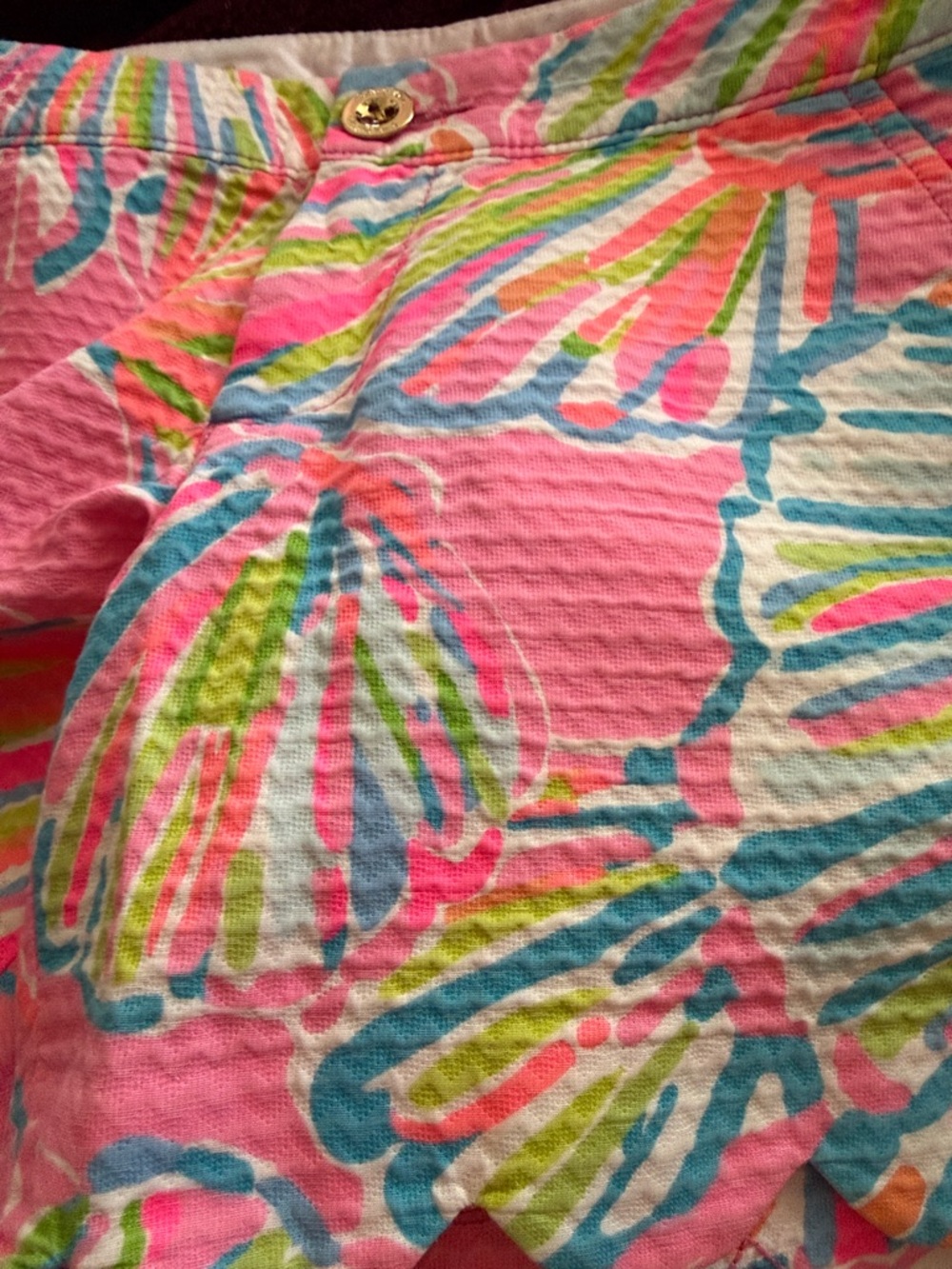 Lilly Pulitzer Buttercup Shorts | Pink Tropical Print | Scalloped Hem | NWOT - Picture 2 of 10